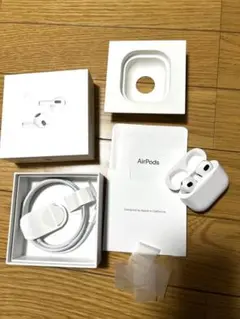 AirPods本体 ホワイト 充電ケーブル付き　取説　ケース付属