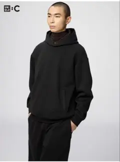 UNIQLO :C プルオーバーパーカー ブラックのサムネイル