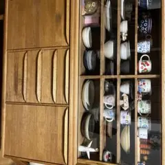 かさなわ様専用　モモナチュラル木製 食器棚 ガラス扉付き 3引き出し