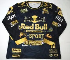長袖プラクティスシャツ2XL レッドブル タイ ユニフォーム 新品！黒金のサムネイル