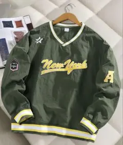 オリーブグリーン Vネック トレーナー New York