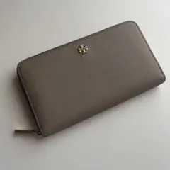 57 美品 TORYBURCH トリーバーチ 長財布 ラウンドファスナー