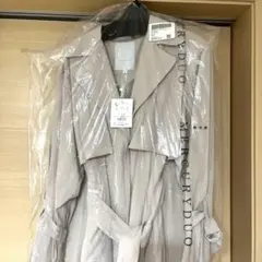(値下げ中)[新品]マーキュリーデュオ　ベージュ ロングトレンチコート Mのサムネイル