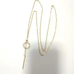 axes femme カットソーに付属のネックレス　円と棒　ゴールドのサムネイル