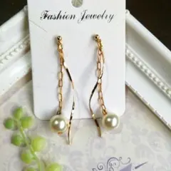ファッションジュエリー ゴールド パール ピアス/イヤリング(ハンドメイド)