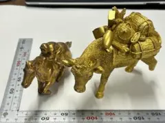 金色と銀色の蛇の置物(長さ13.5cm、高さ9cm、幅9cm) - メルカリ