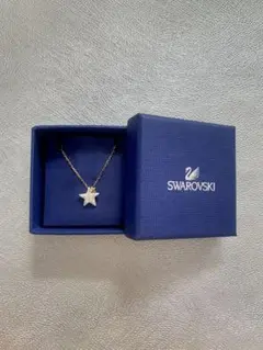 Swarovski 星型ペンダント ネックレス