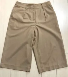 ナチュラルビューティーベーシック　ガウチョパンツ