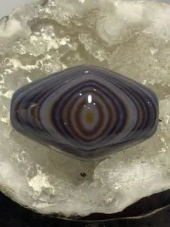 自然天眼天珠　双天眼石　表も裏も天眼石　天然石パーツ　貫通穴 チベット