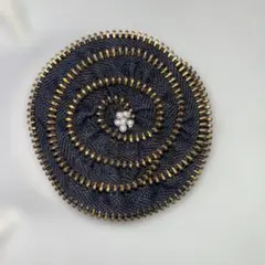 d193 ブローチ　花