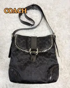 COACHシグネチャー ショルダーバッグ F12852 黒 エナメル スタッズ