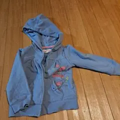Oshkosh フード付き水色トレーナー