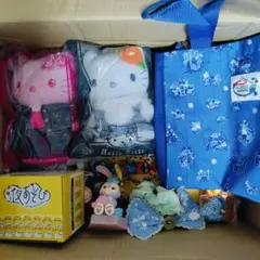 ディズニー、サンリオ 等 グッズまとめ　中古品、未使用品含む A
