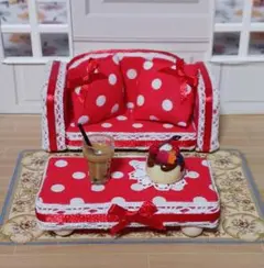 Item thumbnail for item 6e735d50-d9e4-4e33-8d9b-1760270b4773