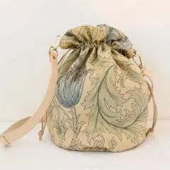 Item thumbnail for item 5076a437-ff79-4a1a-a007-8bd9c0a74576