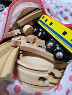 Item thumbnail for item 3cd06303-8ed6-4fdf-8248-065bae952756