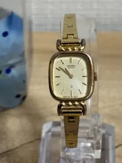 希少　SEIKO　腕時計　ラウンド　スモセコ　ゴールド　金　ヴィンテージ　可動品 希少 SEIKO 腕時計 ラウンド スモセコ ゴールド 金 ヴィンテージ 可動