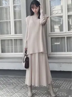 GRL グレイル　VネックベストXフレアワンピースニットセット　アイボリー M