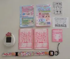 たまごっちピース ホワイト ラブメロピアス 説明書、ストラップ付き 動作確認済み 動作確認済み】たまごっちピース ラブメロピース - メルカリ