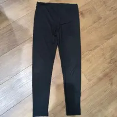 ユニクロHEATTECH キッズタイツ 140サイズ