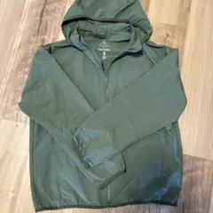 美品　UNIQLOポケッタブルパーカー160cm
