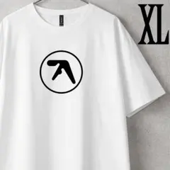 aphex twin エイフェックスツイン ロゴ イラストプリント Tシャツのサムネイル