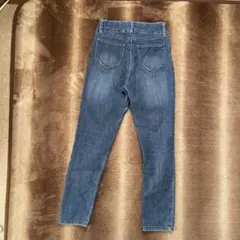 Item thumbnail for item 6d80d569-c235-4508-b7a9-8f0fca0a45ce