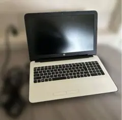 ⁠HP 15型ノートPC TPN-C126(2016年・白)ACアダプタ付⁠のサムネイル