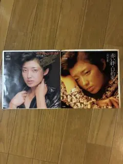 山口百恵　イミテイションゴールド　赤い絆　口約束　シングルレコード　2枚セット