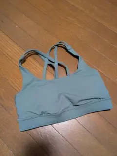 lululemon スポーツブラ ブルーグレーのサムネイル