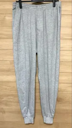 グレー ジョガーパンツ バックポケット付き