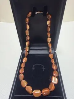 ブラウン系　シェルネックレス　アクセサリー　ネックレス