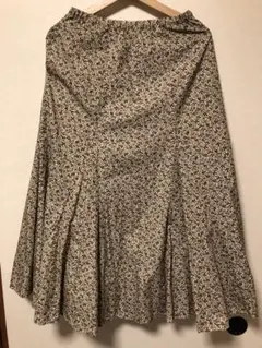 赤 ロングスカート