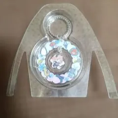 スパイファミリー　アーニャアクリルキーホルダー