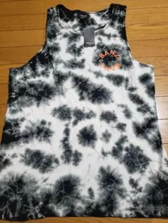 新品　FOREVER 21 タイダイ柄 タンクトップ ノースリーブ　サイズM相当のサムネイル