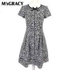 【美品】M'sGRACY Aラインフレアワンピース 36 黒×白 総柄 花柄