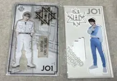 鶴房汐恩 アクリルスタンド 2点セット(おまけの缶バッジ)