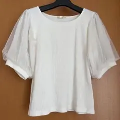 CONTINUER de NICE CLAUP パフスリーブTシャツ