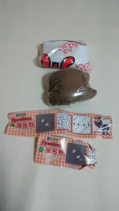 モンチッチ　風呂敷　68cm モンチッチフェイス おしゃぶりモンチッチ 2個