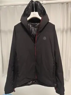 MONCLER ダウンジャケット ブラックのサムネイル