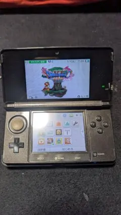 ニンテンドー3DS ブラック 充電ドック付きコスモブラック
