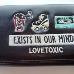 長財布LOVETOXIC 刺繍デザイン ブラック新品未使用美品ショルダー化可能のサムネイル