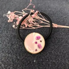 ヘアゴムNo.160★クリームピンクかすみ草とパールのヘアゴム