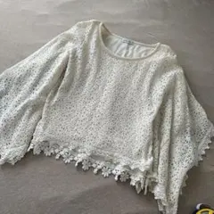 レース　トップス 透け感 花柄 ナチュラル　アイボリー ホワイト　白