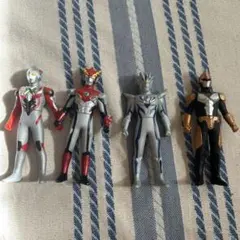 ウルトラマン ソフビ 4点