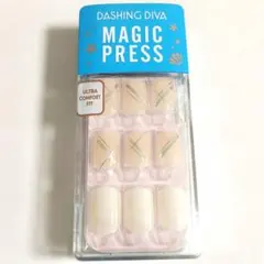 新品未使用　ダッシングディバマジックプレス　ネイルチップ　つけ爪