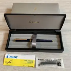 Item thumbnail for item 2525d42f-0c2e-40e5-92f3-4365035c4dab