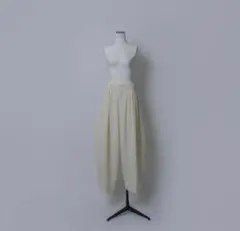 新品未使用 LOHEN LOOP TACK PANTS 36サイズ ホワイト 2026年最新】LOHEN プリーツタックストレートパンツ 36の人気アイテム