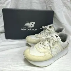 【大幅お値下げ】New Balance 574+ WL574ZBJ オフホワイト