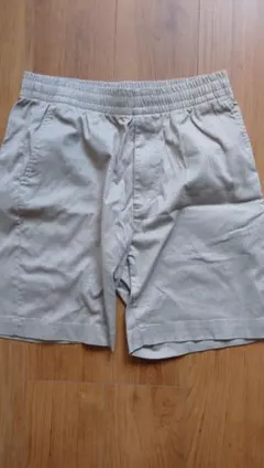 ユニクロ ドライストレッチイージーショーツ M ベージュ